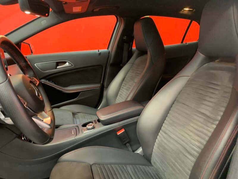 MERCEDES-BENZ CLASE GLA GLA 200 AMG LINE