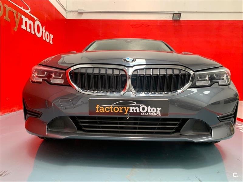 BMW Serie 3 318dA Business 4p.