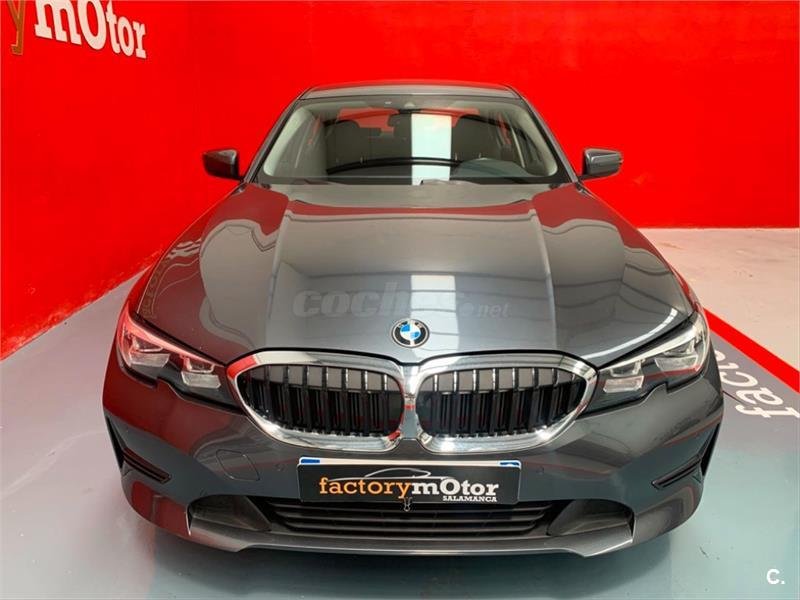 BMW Serie 3 318dA Business 4p.