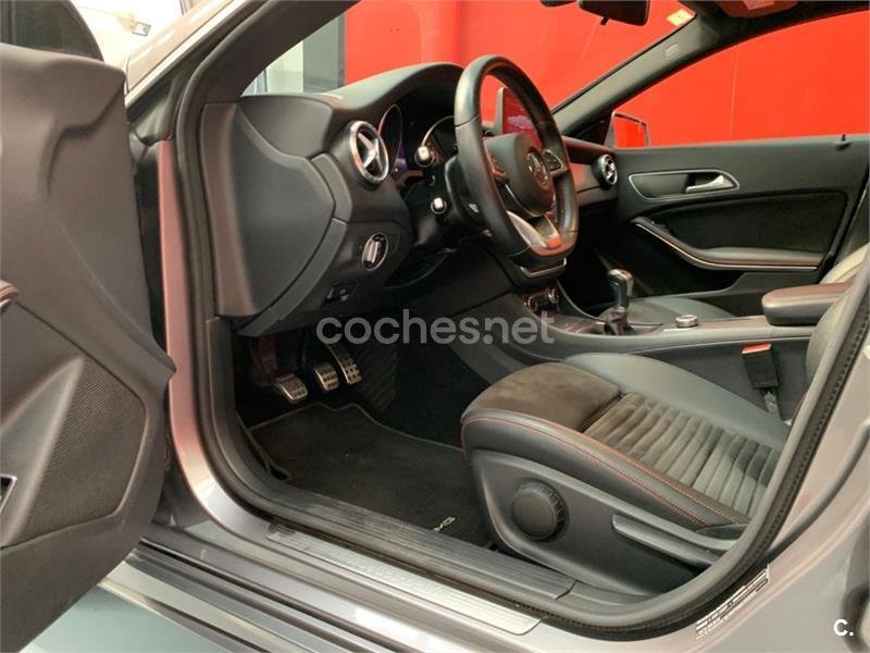 MERCEDES-BENZ Clase CLA CLA 200 D