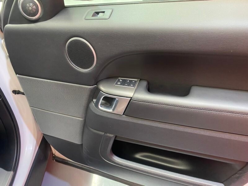 LAND-ROVER Ranger Rover Sport 3.0TDV6 HSE Aut.