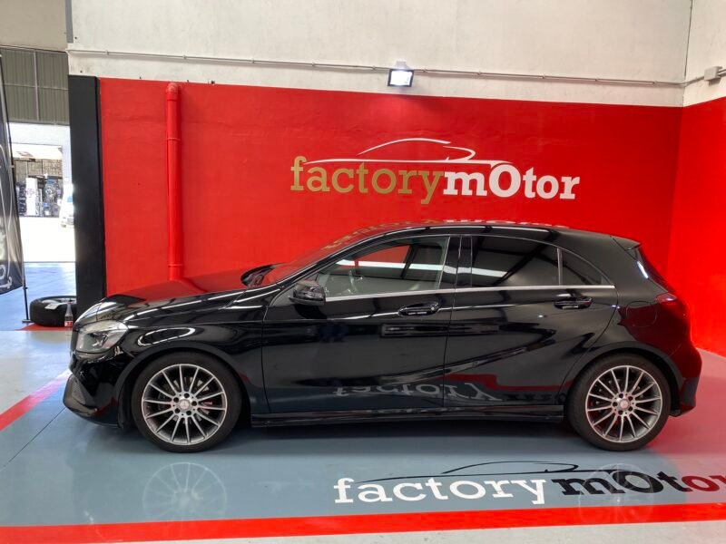 MERCEDES-BENZ Clase A 200d AMG Line