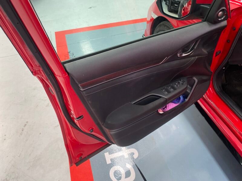 Honda Civic 1.5 IVTEC TURBO