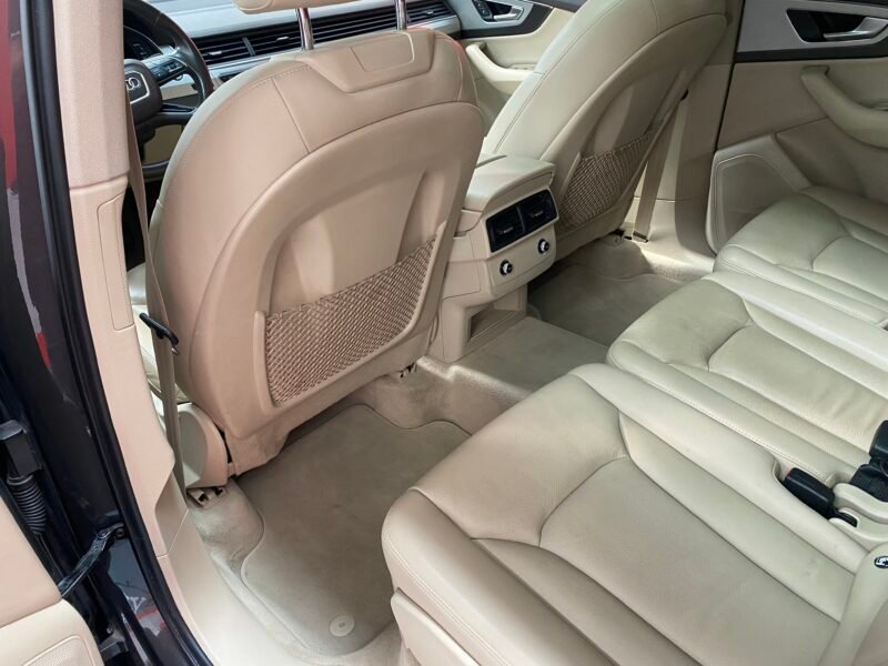 AUDI Q7 3.0TDI QUATTRO TRIPTONIC 7PLAZAS