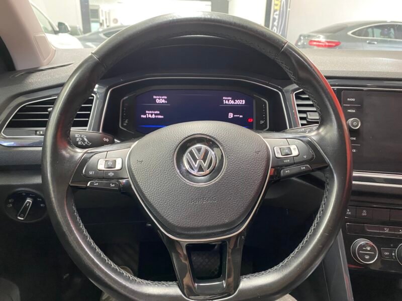 VW TROC 2.0TDI DSG SPORT
