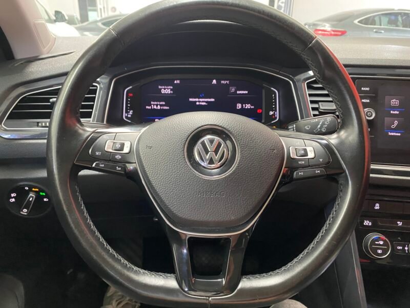 VW TROC 2.0TDI DSG SPORT