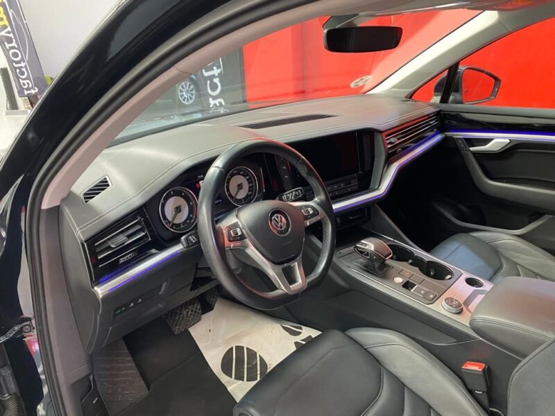 VOLKSWAGEN TOUAREG 3.0TDI PREMIUM 4MOTION TRIP