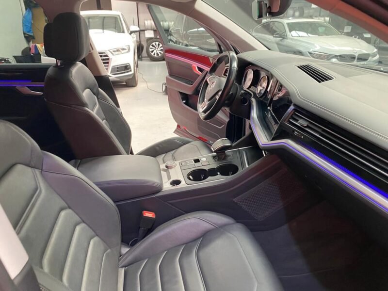 VOLKSWAGEN TOUAREG 3.0TDI PREMIUM 4MOTION TRIP