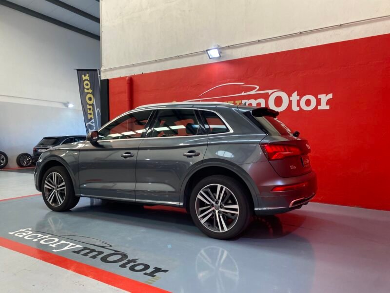 AUDI Q5 40TDI SLINE STROTIC QUATTRO