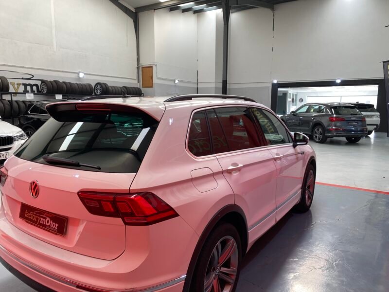 VOLKSWAGEN Tiguan 1.5TSI RLINE DSG