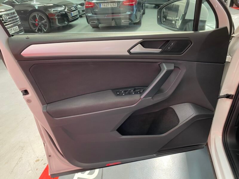 VOLKSWAGEN Tiguan 1.5TSI RLINE DSG