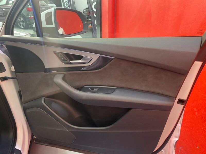AUDI Q7 3.0TDI ULTRA QUATTRO TRIPTONIC SLINE