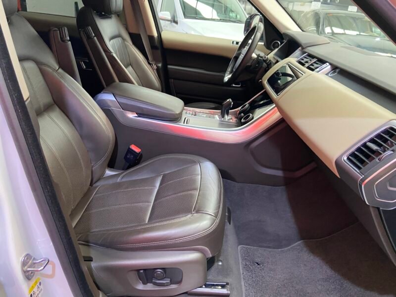 LAND-ROVER Ranger Rover Sport 3.0SDV6 HSE