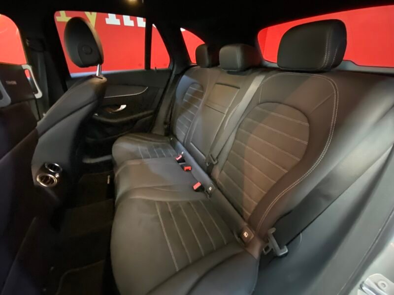 MERCEDES GLC 220D 4Matic 5p