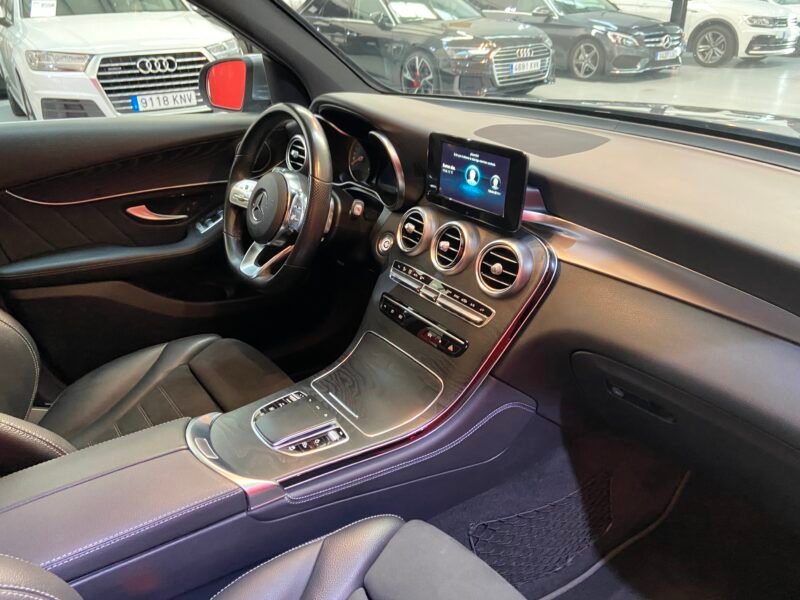 MERCEDES GLC 220D 4Matic 5p