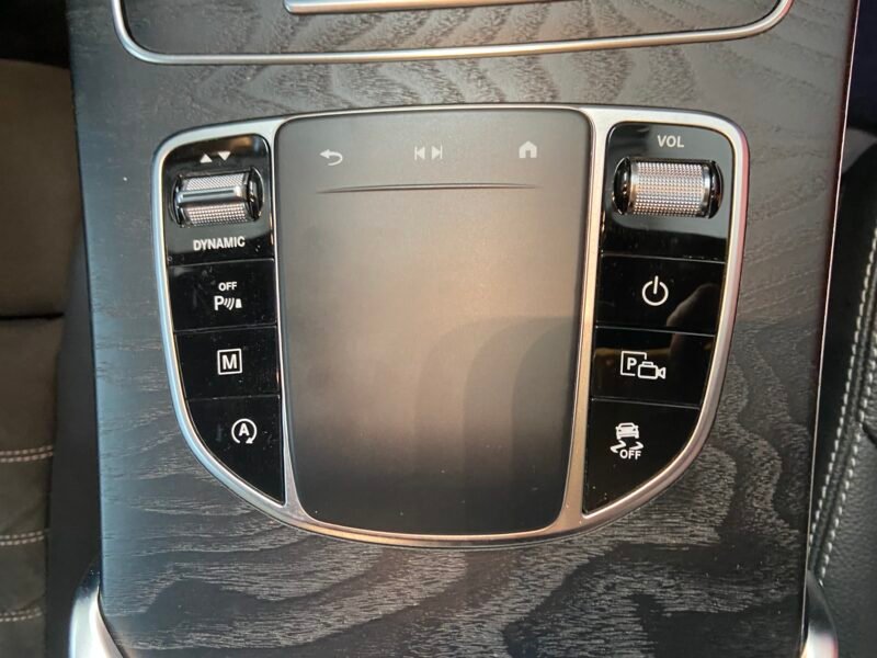 MERCEDES GLC 220D 4Matic 5p