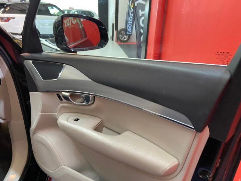 VOLVO XC90 D4 Kinetic Auto 5p.