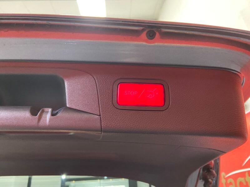 MERCEDES GLC 220d 4MATIC 5P