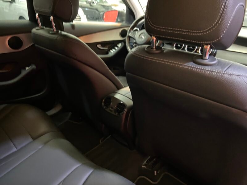 MERCEDES GLC 220d 4MATIC 5P