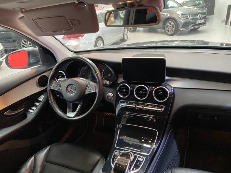 MERCEDES GLC 220d 4MATIC 5P