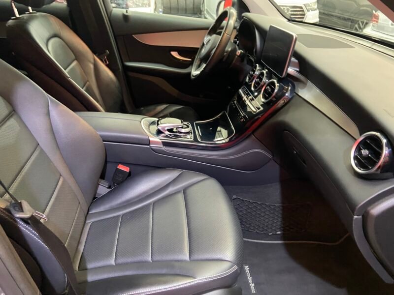 MERCEDES GLC 220d 4MATIC 5P