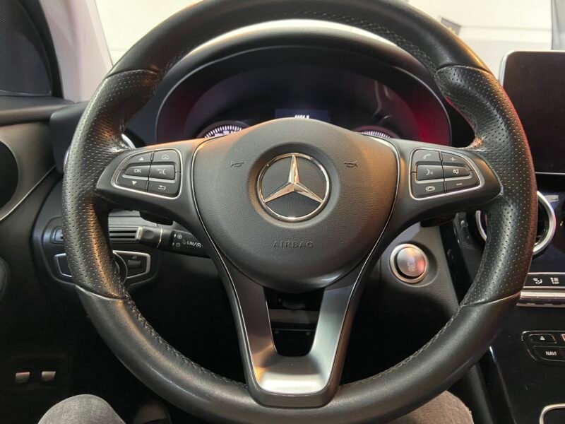 MERCEDES GLC 220d 4MATIC 5P