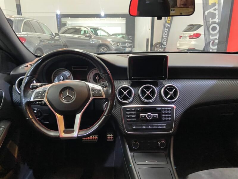 MERCEDES CLASE A 200CDI AMG LINE