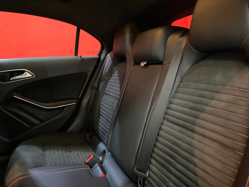 MERCEDES CLASE A 200CDI AMG LINE